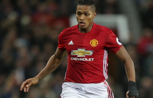 包含土耳其爆冷瓦伦西亚，博格巴爆发神勇的词条