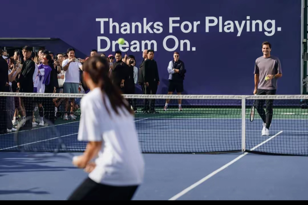 世界网球队血洗西班牙网球队，费德勒关键制胜的简单介绍