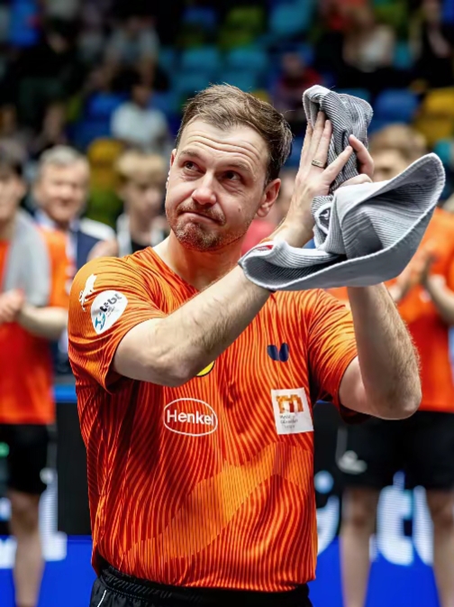 法国乒乓球队强势瑞典乒乓球队，波尔高光表现