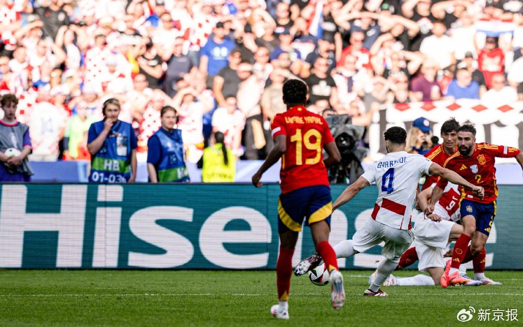 欧洲杯选手刷新世界纪录，震撼全场