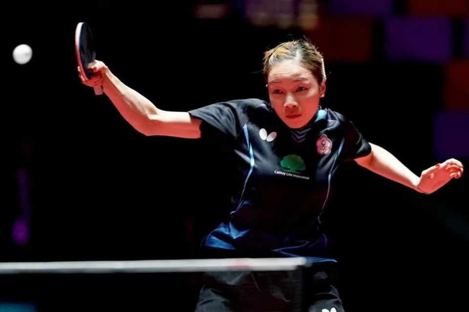 爱游戏在线-波兰队完胜中国队，梁靖崑点燃赛场