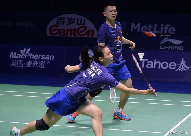 法国队横扫丹麦队，郑思维惊艳四座