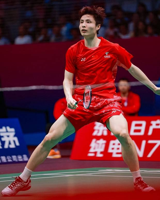 爱游戏tv-中国队力克印尼队，石宇奇关键制胜