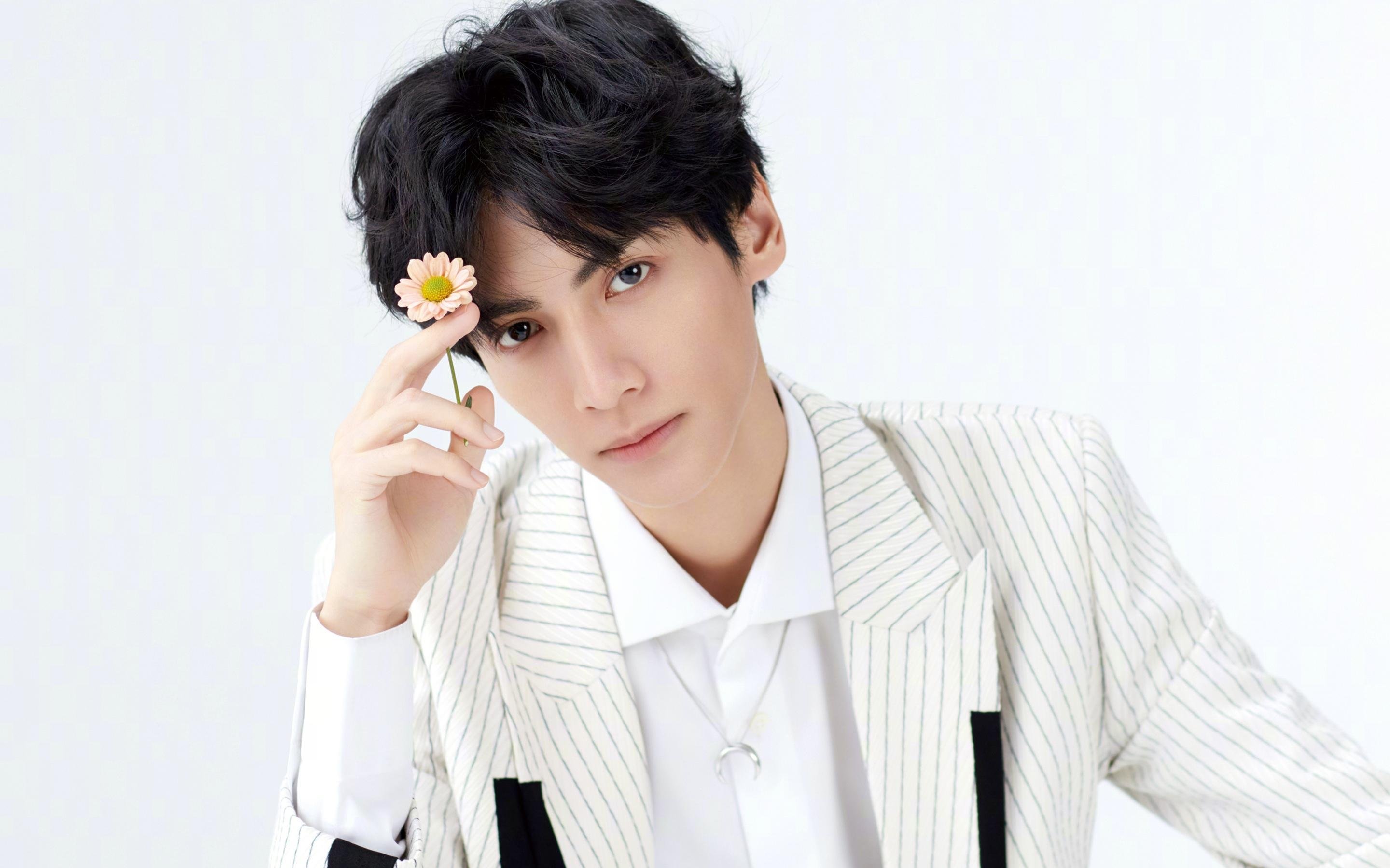 拉沃尔杯，梅德韦杰夫用统治性胜利，轻取年终总决赛的完美注脚