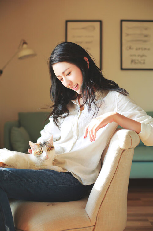 爱游戏体育-绝杀交响曲，当意甲鏖战正酣，火箭的红色箭羽已穿透密尔沃基的夜