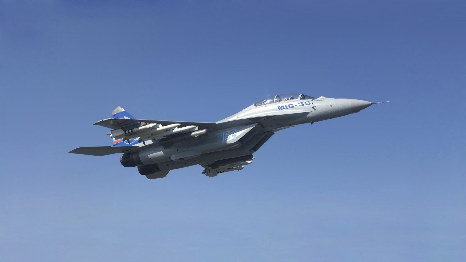 国际象棋大师，西班牙如何用战术板压制丹麦，卡马文加成为最关键棋子