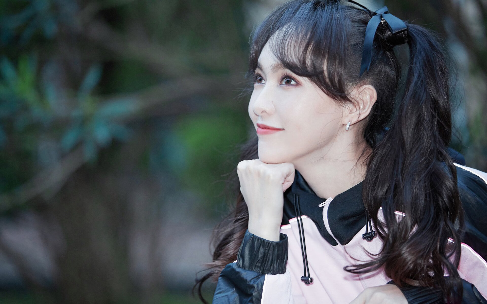 爱游戏-防线撕裂者，西亚卡姆用硬实力为雄鹿凿开胜利通道