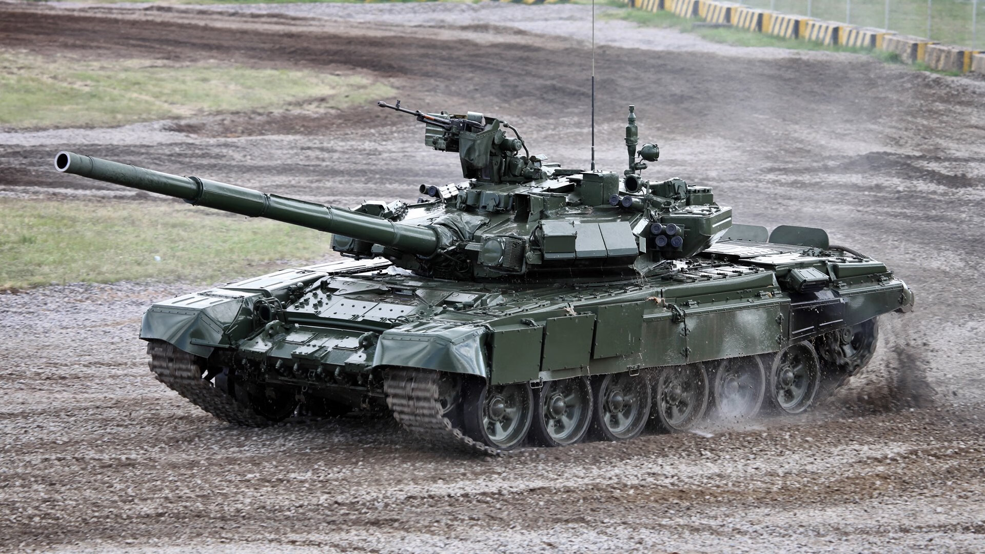 爱游戏官方-跨界联动，当凯尔特人启动F1引擎，东契奇于巴林弯道接管比赛